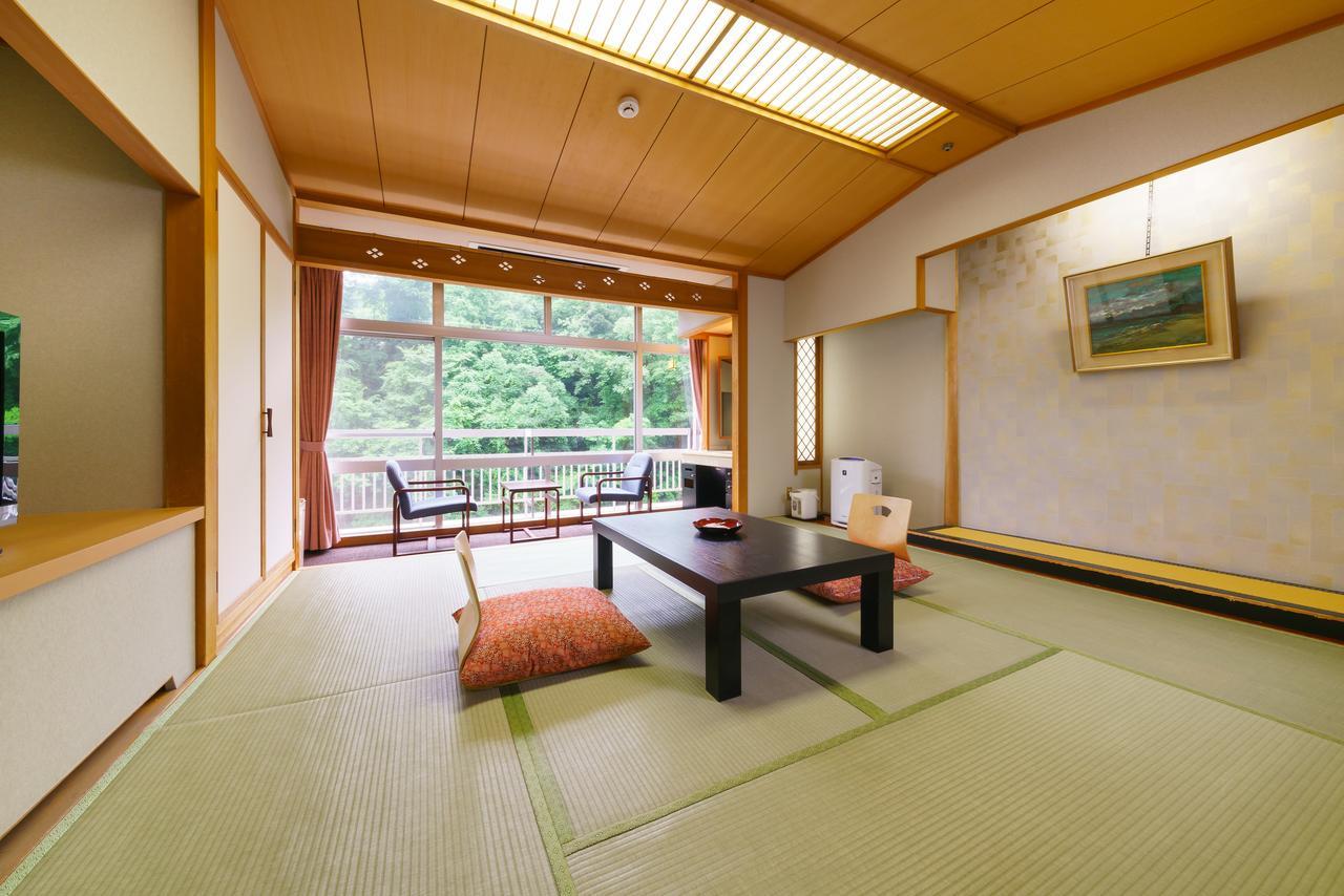 Iizaka Hotel Juraku Fukushima  Exterior foto